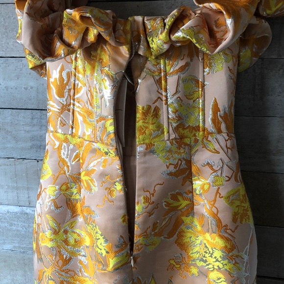 Opulent Brocade Ruffle statement cocktail dress - Picture 12 of 16